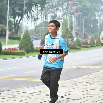 Runner Photo 7040223