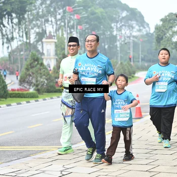 Runner Photo 7040229