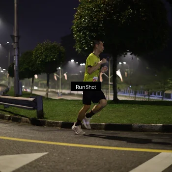 Runner Photo 7040238