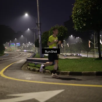 Runner Photo 7040241