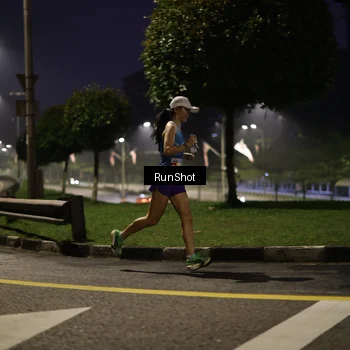 Runner Photo 7040252