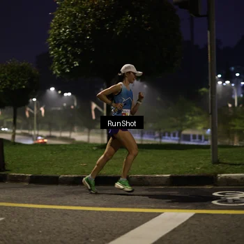 Runner Photo 7040256