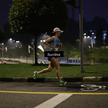 Runner Photo 7040261