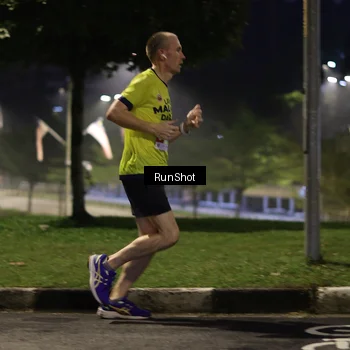 Runner Photo 7040264
