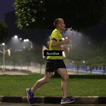 Runner Photo 7040266