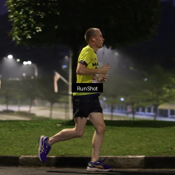 Runner Photo 7040268