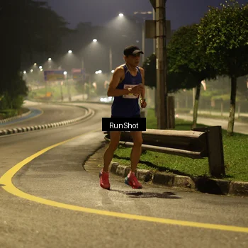 Runner Photo 7040272