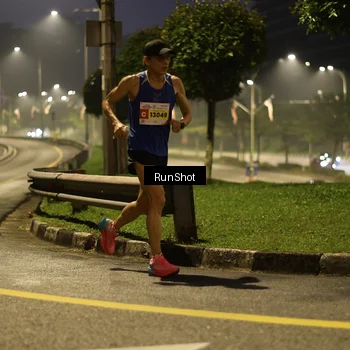 Runner Photo 7040278