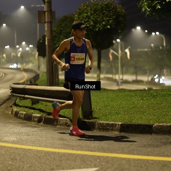 Runner Photo 7040279