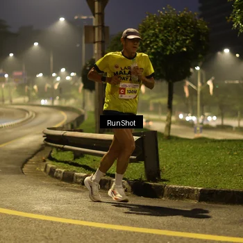 Runner Photo 7040298