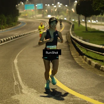 Runner Photo 7040303