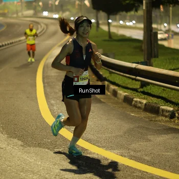 Runner Photo 7040308