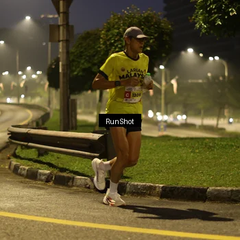 Runner Photo 7040309