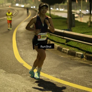 Runner Photo 7040315