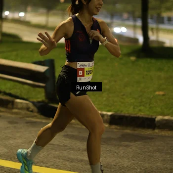 Runner Photo 7040322