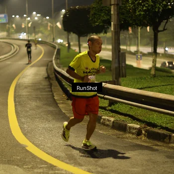 Runner Photo 7040327