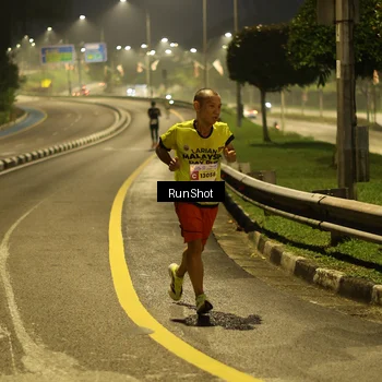 Runner Photo 7040329