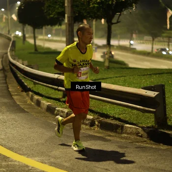 Runner Photo 7040333