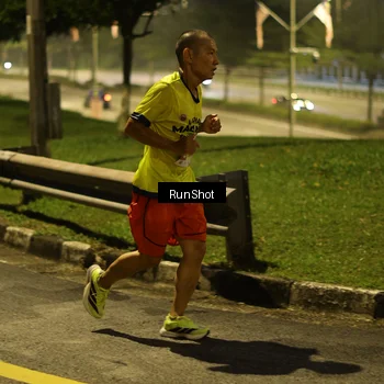 Runner Photo 7040337