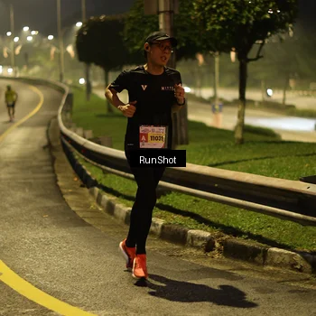 Runner Photo 7040350