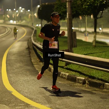 Runner Photo 7040351