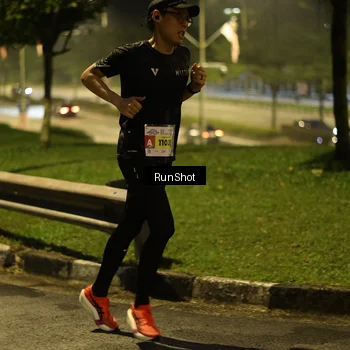 Runner Photo 7040356