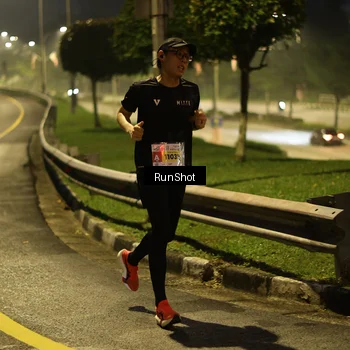 Runner Photo 7040357