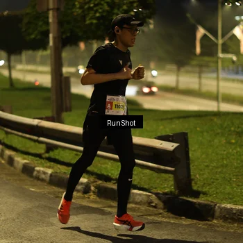 Runner Photo 7040360