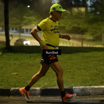 Runner Photo 7040380