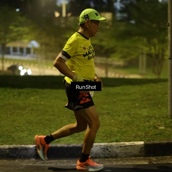 Runner Photo 7040381