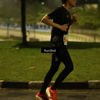 Runner Photo 7040388