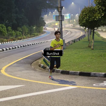 Runner Photo 7040393
