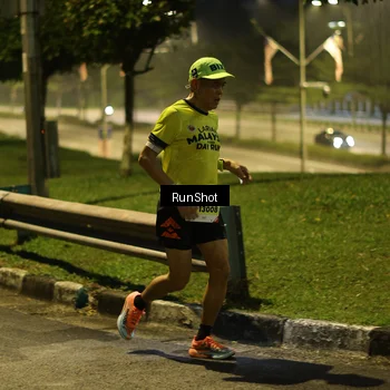 Runner Photo 7040394