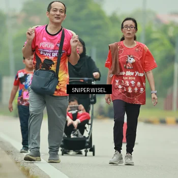 Runner Photo 7040409