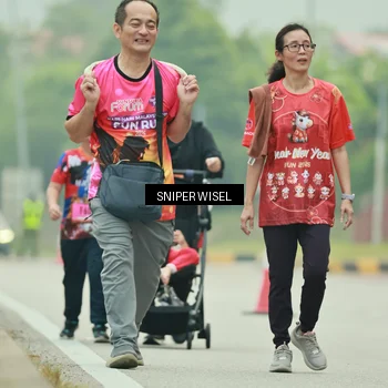 Runner Photo 7040414