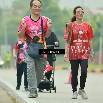 Runner Photo 7040417