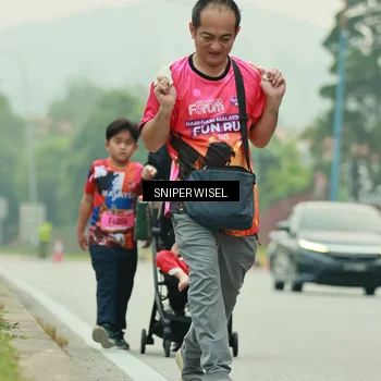 Runner Photo 7040432
