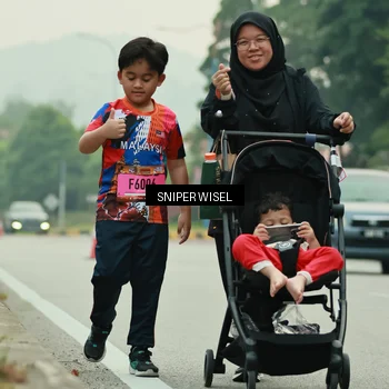 Runner Photo 7040435