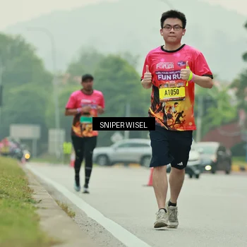 Runner Photo 7040463
