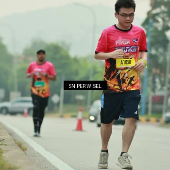 Runner Photo 7040484