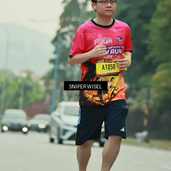 Runner Photo 7040490