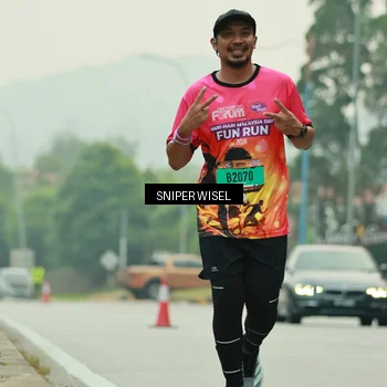 Runner Photo 7040502