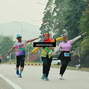 Runner Photo 7040530