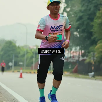 Runner Photo 7040547