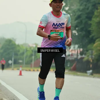 Runner Photo 7040548