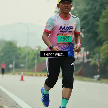 Runner Photo 7040550