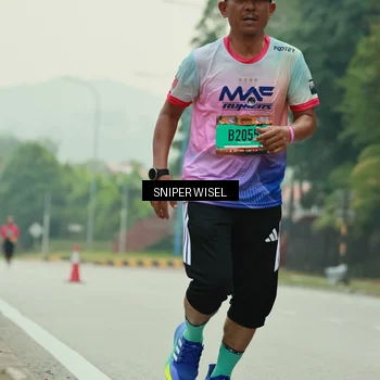 Runner Photo 7040553