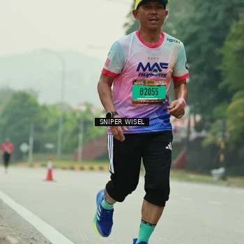 Runner Photo 7040555