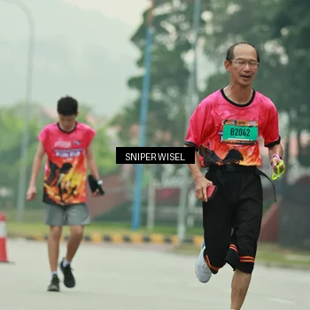 Runner Photo 7040569