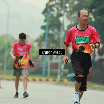 Runner Photo 7040574